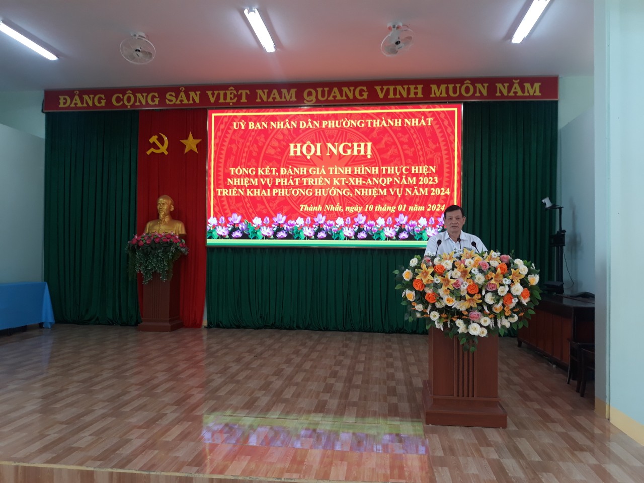 UBND PHƯỜNG THÀNH NHẤT TỔ CHỨC HỘI NGHỊ TỔNG KẾT, ĐÁNH GIÁ TÌNH HÌNH PHÁT TRIỂN KT-XH-QPAN NĂM 2023